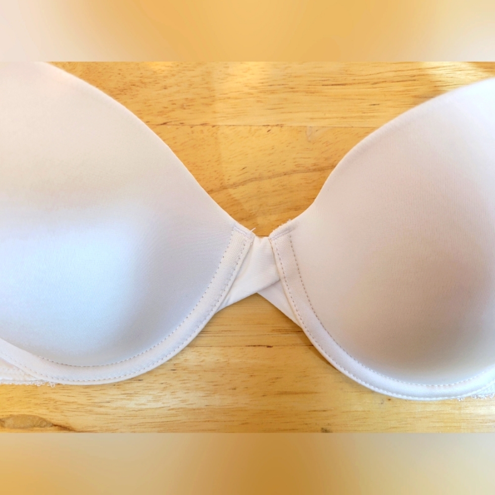 Calvin Klein White Women's Bra - Picture 2 of 10
